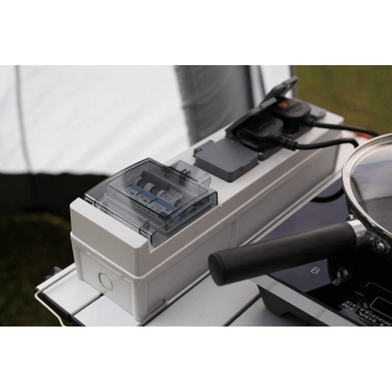 Outdoor Revolution Mobile Mains Power Unit USB 15m Cable