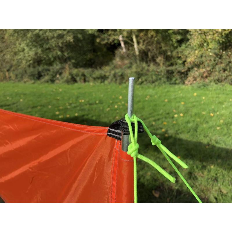 Compact Windbreak - Orange & Black