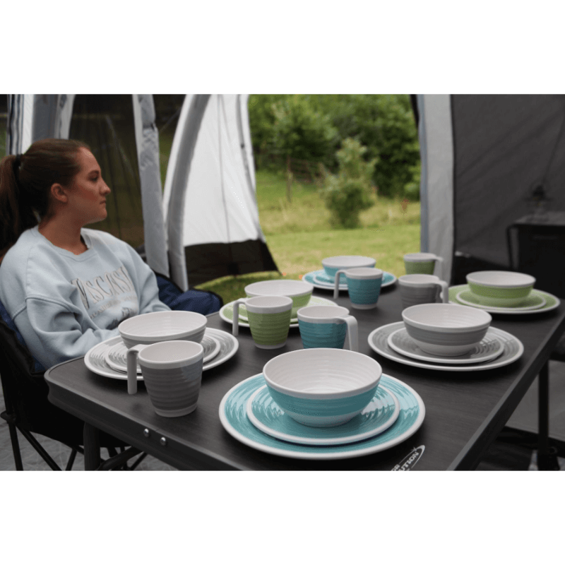 Outdoor Revolution Premium 4pc Melamine Mug Set
