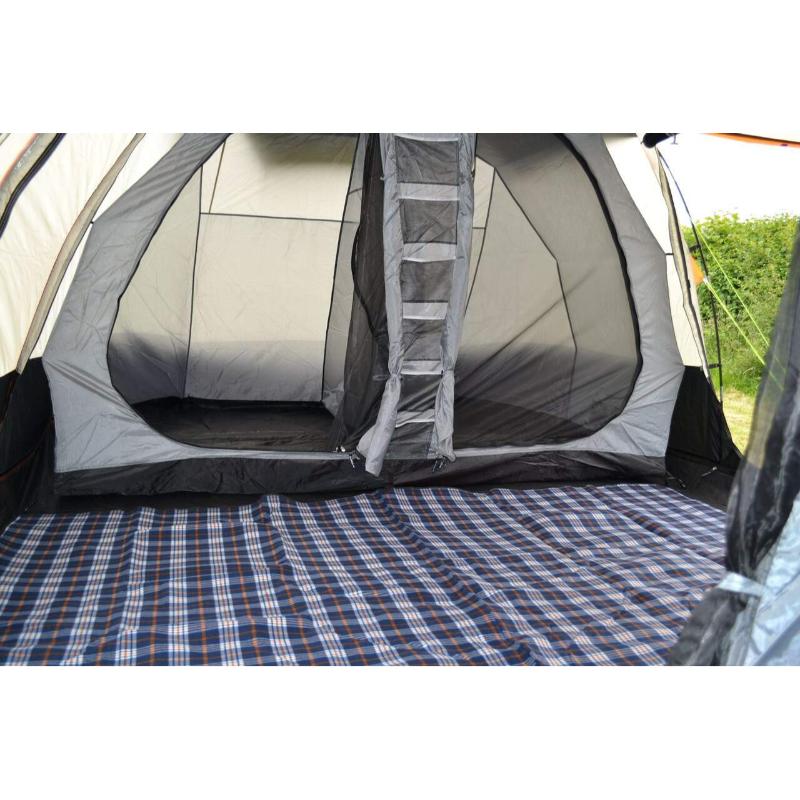 Wichenford / Breeze & Apollo - Carpet